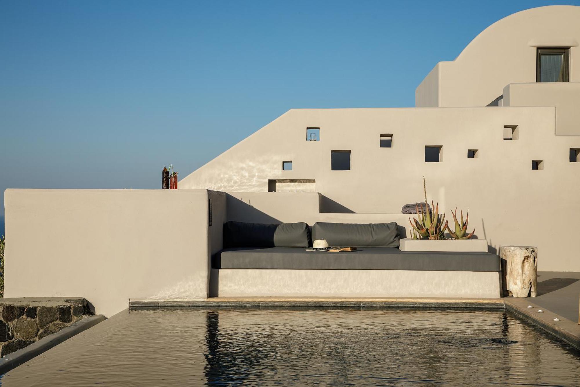 North Santorini - A Luxury Villa