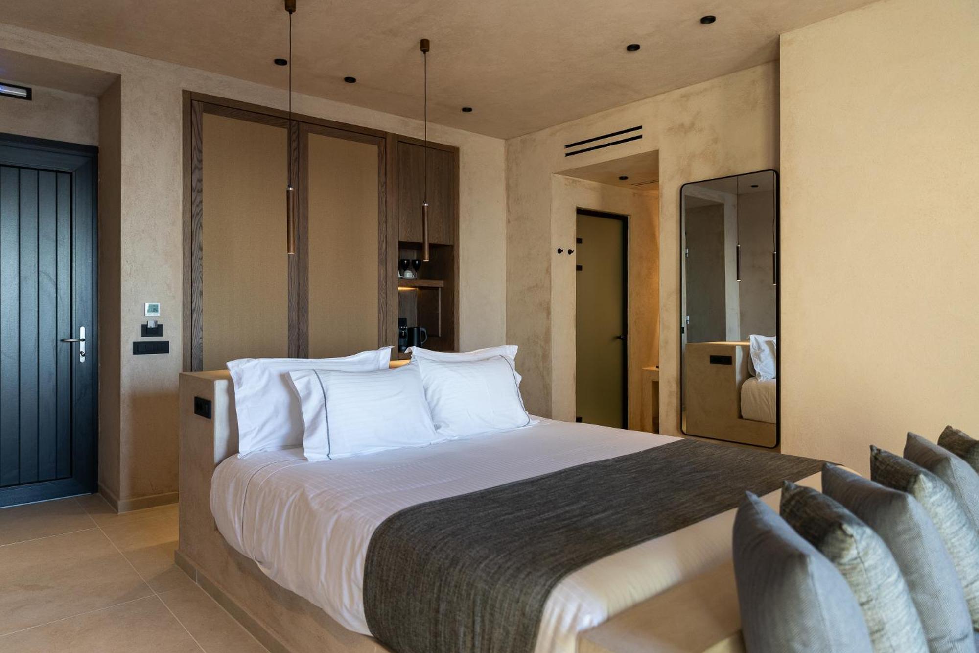 North Santorini - A Luxury *