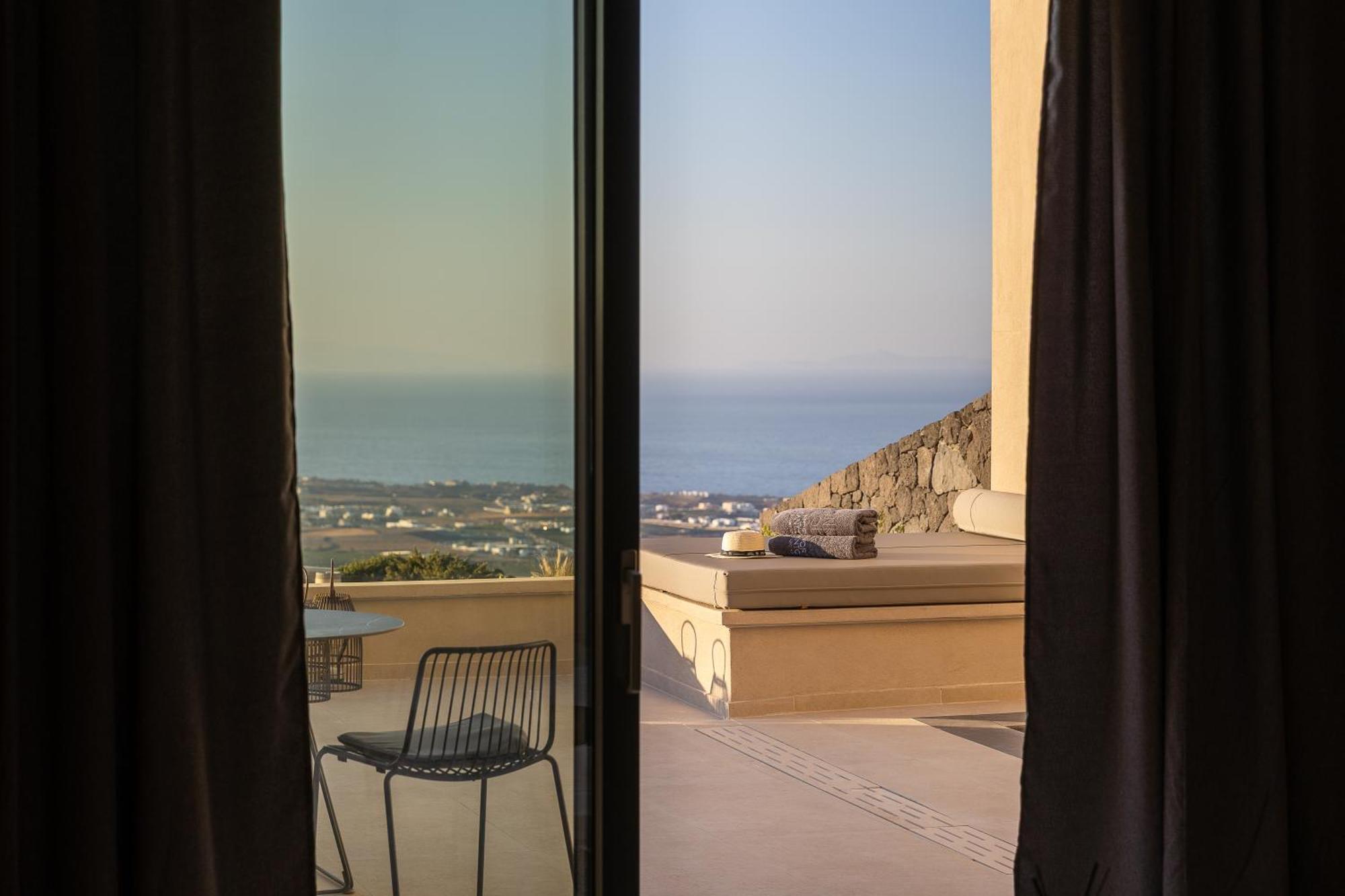 North Santorini - A Luxury Villa *