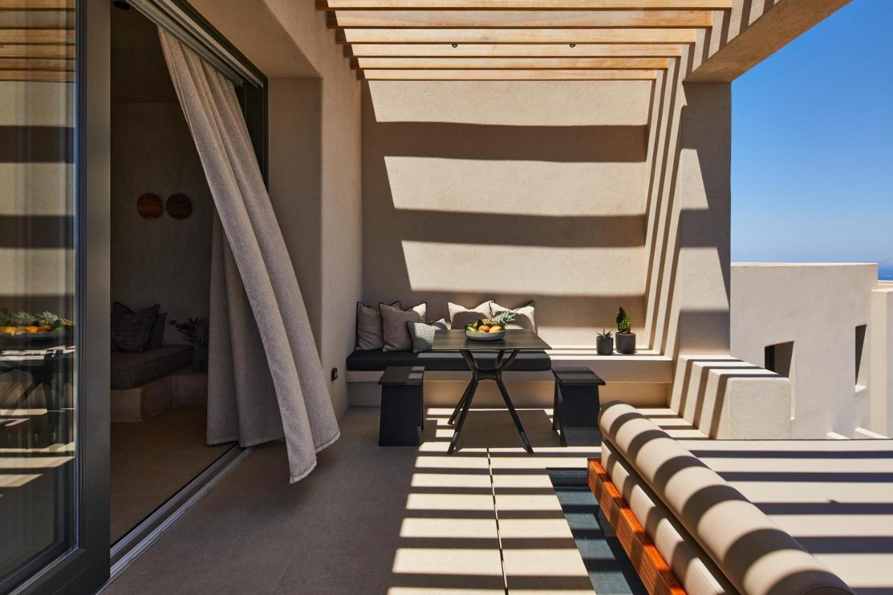North Santorini - A Luxury
