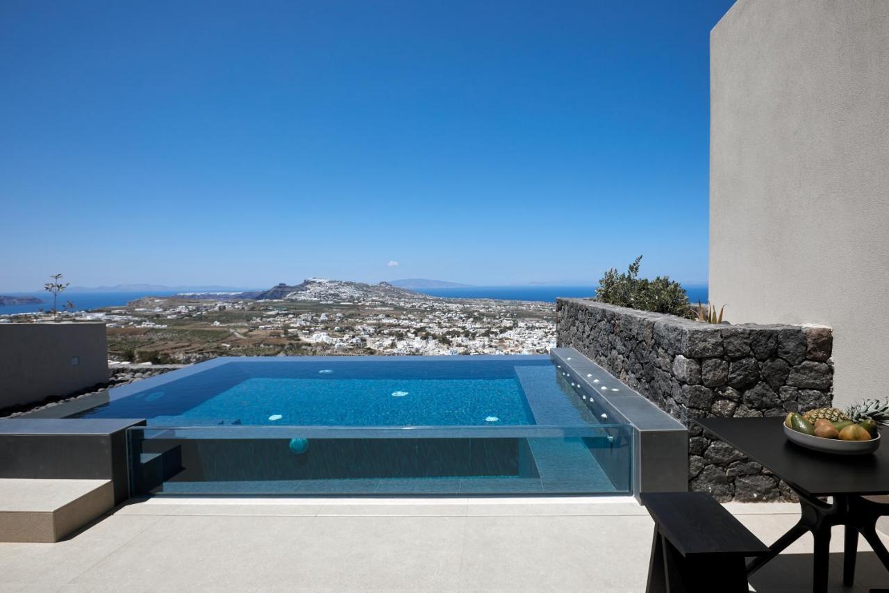 North Santorini - A Luxury