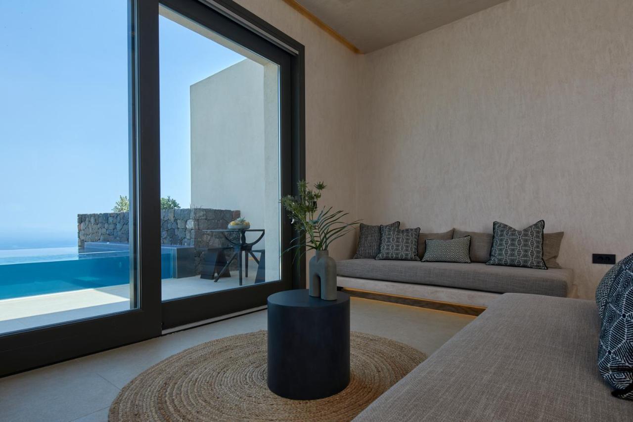 North Santorini - A Luxury