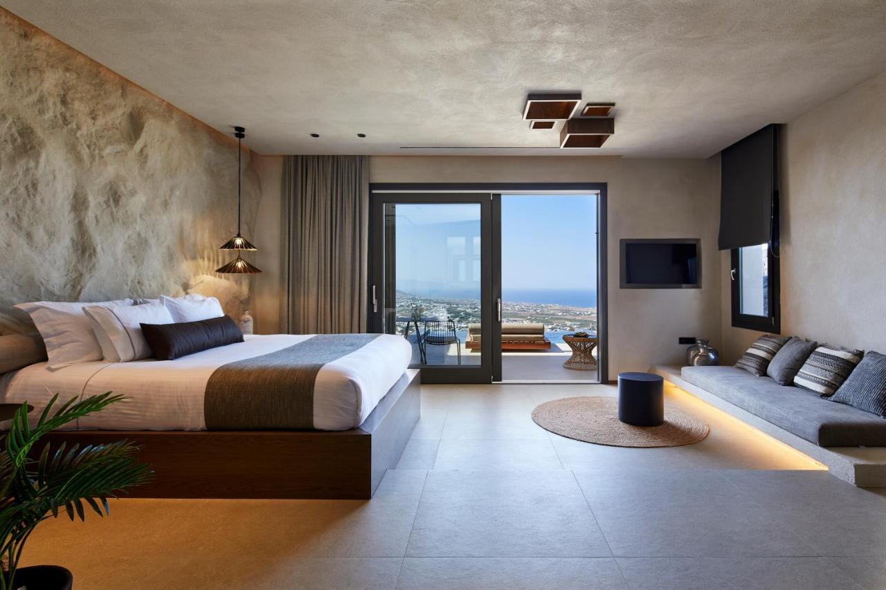 North Santorini - A Luxury Villa *