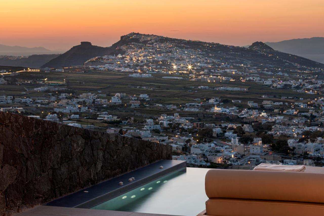 North Santorini - A Luxury *
