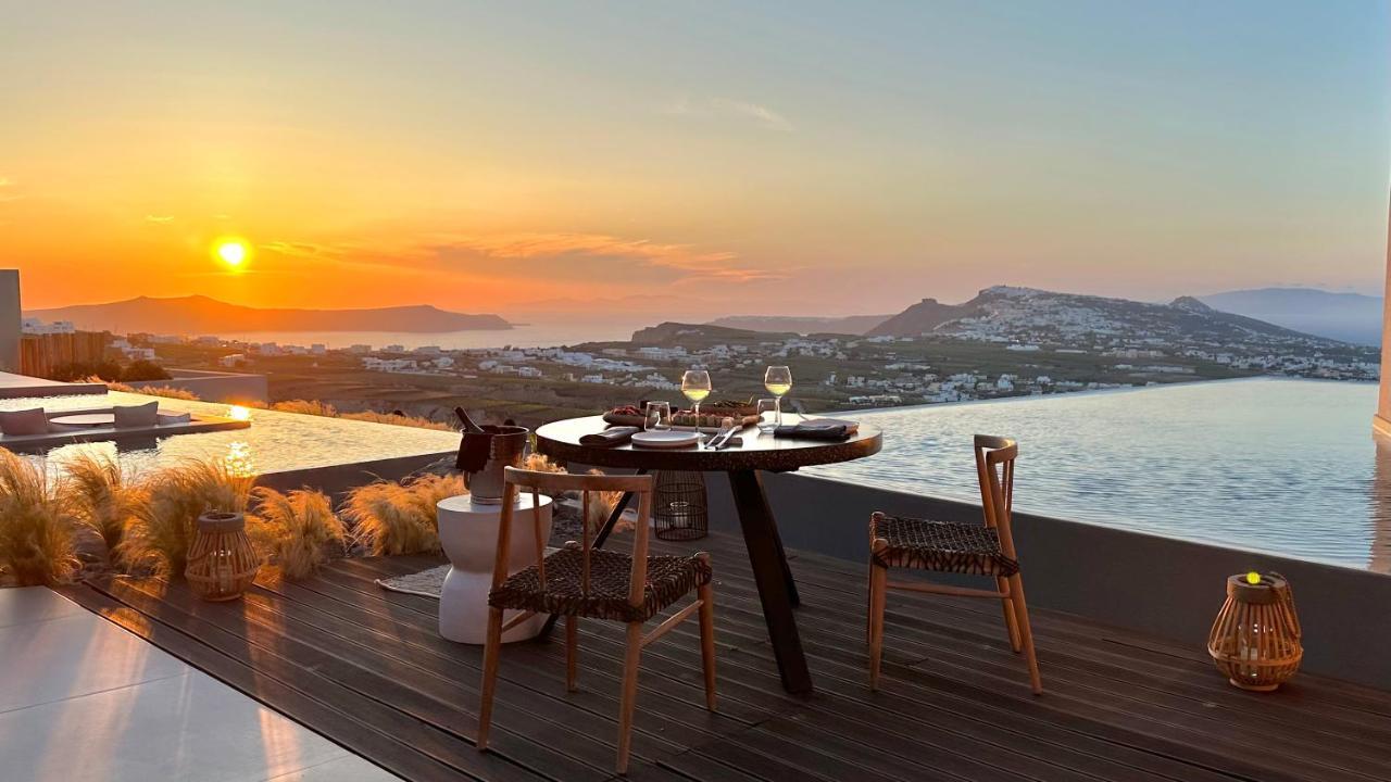 North Santorini - A Luxury Villa *